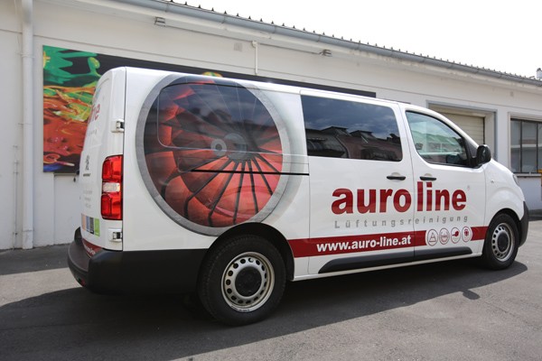 Auro Line Lüfungsreinigung - Mitarbeiter und Ausrüstung