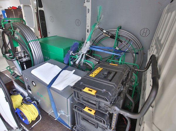 Auro Line Lüfungsreinigung - Maschinen und Werkzeuge